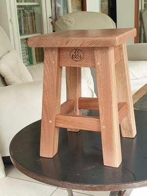 Mon premier tabouret