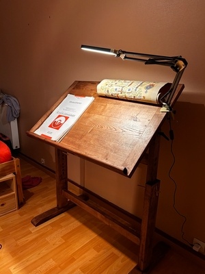 Table à dessin en châtaignier