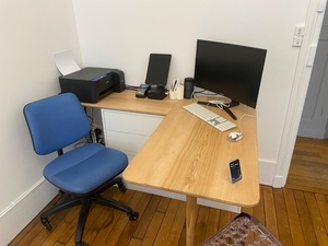 Plateau de Bureau et Meuble Bas