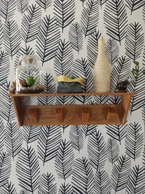 Patères et étagère d'entrée