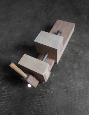 Etau à débrayage automatique en bois - Quick release.