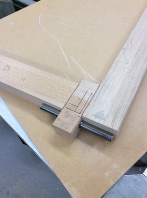 Position des pièces telles qu'elles seront présentées sur le gabarit