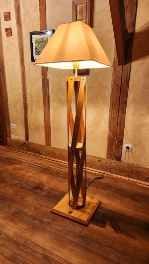 Lampe cintrée