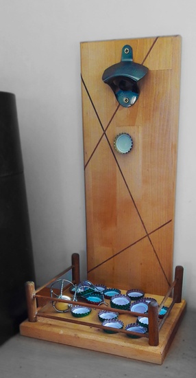 Décapsuleur aimanté