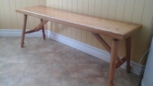 Petits banc en chêne.