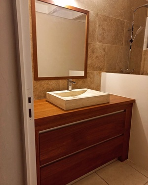 Meuble de salle de bain