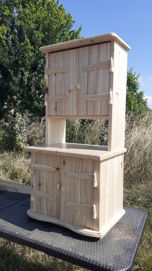 Mini Buffet, charnière en bois