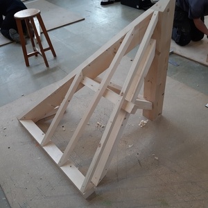 Aretier avec couronnement biais