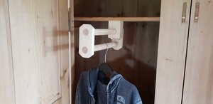 Tringle extensible en bois