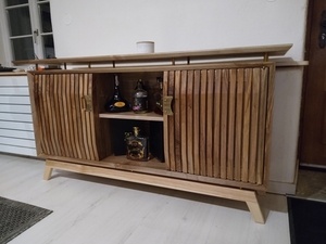 Une enfilade en noyer massif