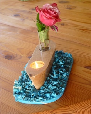 Le feu, l'Eau, l'Air, la Terre et la Lumière.