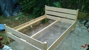 Premiere création: Un nouveau lit pour mon gars