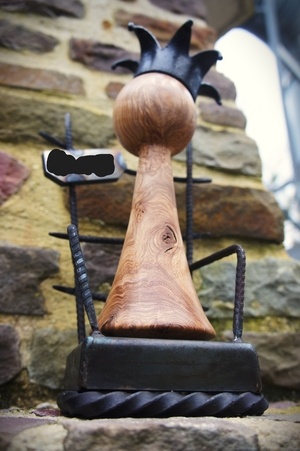 Pion qui se prend pour le roi