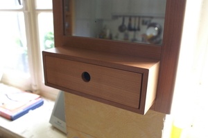 Petite coiffeuse murale