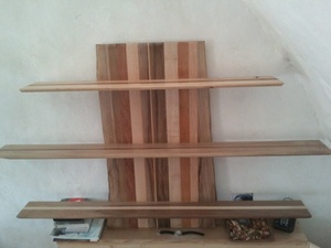 Étagères avec du bois de récup'