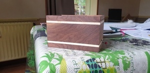 Boîte à musique bijoutière, ou à bijoux musicale