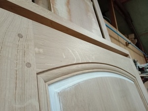 Porte intérieure avec chambranle