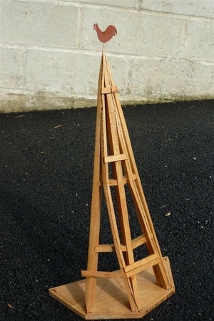 Maquette partielle de charpente de flèche torse