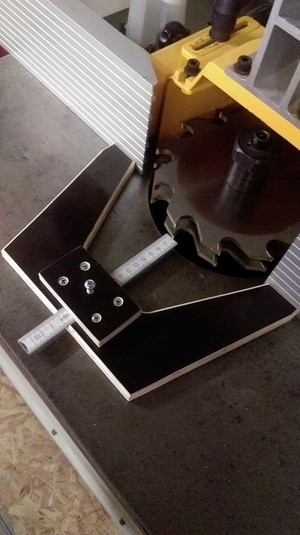 Pied à coulisse de toupilleur