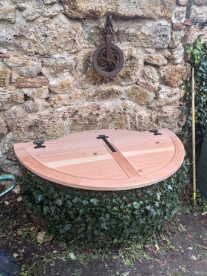 Trappe de puit en douglas