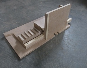 Gabarit magique pour queues d'arondes pour défonceuse sous table