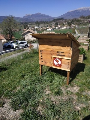 Poulailler en palettes