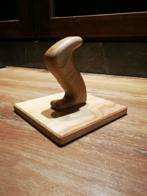 Poussoirs pour la dégauchisseuse