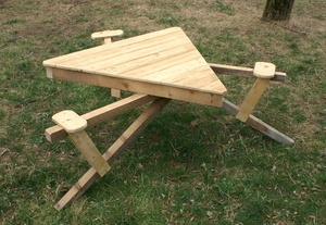 Table de jardin bigresque