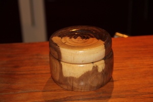 Du noyer, du jardin...