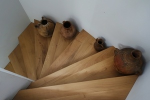 Marches d'escalier 180°