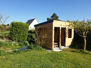 Construction d'un abri de jardin et poulailler