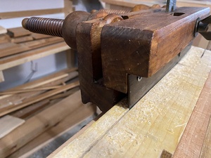 Un rabot pour scier