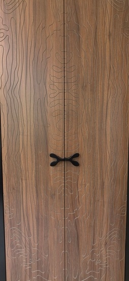 Noyer graphique — l’esprit Christian Lacroix