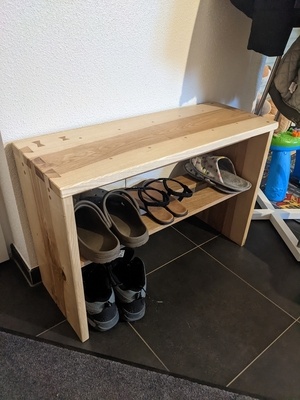 Banc a chaussures du spitzbuewe