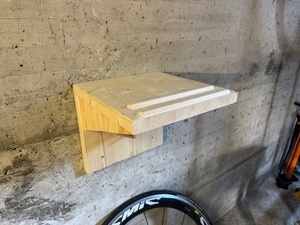 Support mural pour vélo