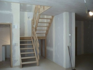 Escalier à deux volées avec palier