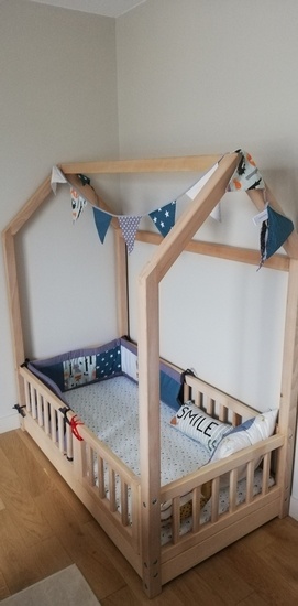 Lit cabane en hêtre