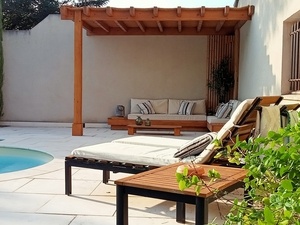 Pergola coin piscine