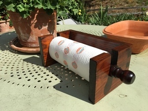 Dérouleur d’essuie tout