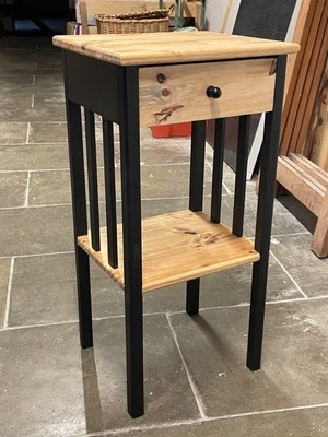 Table de nuit pour ma fille