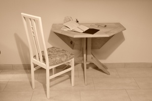 Table ronde transformée en table octogonale