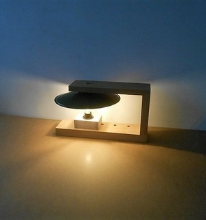 Une autre lampe avec abat-jour vintage