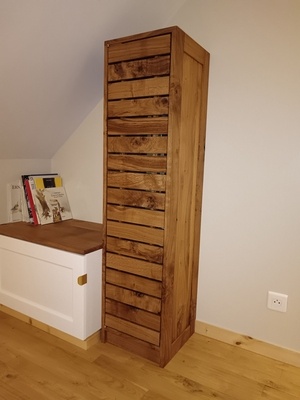 Meuble aspirateur balais