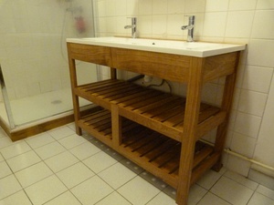 Meuble vasque en chêne