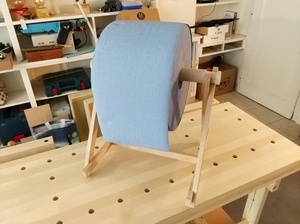 Dérouleur à papier en restes de suédois