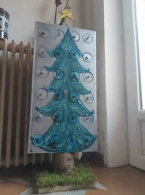 Calendrier de l'avent réutilisable avec un vrai tronc!