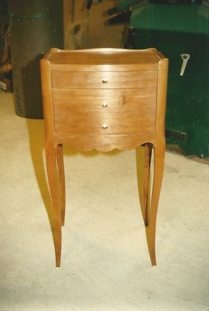 Fabrication d'un chevet en merisier