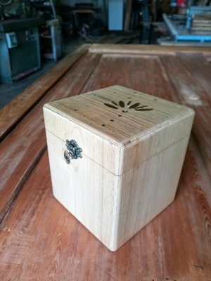 Boite en Châtaigner