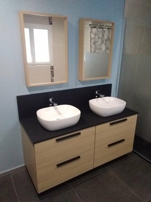 Meuble de salle bain pour la famille