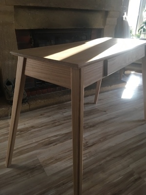 Coiffeuse en arêtiers